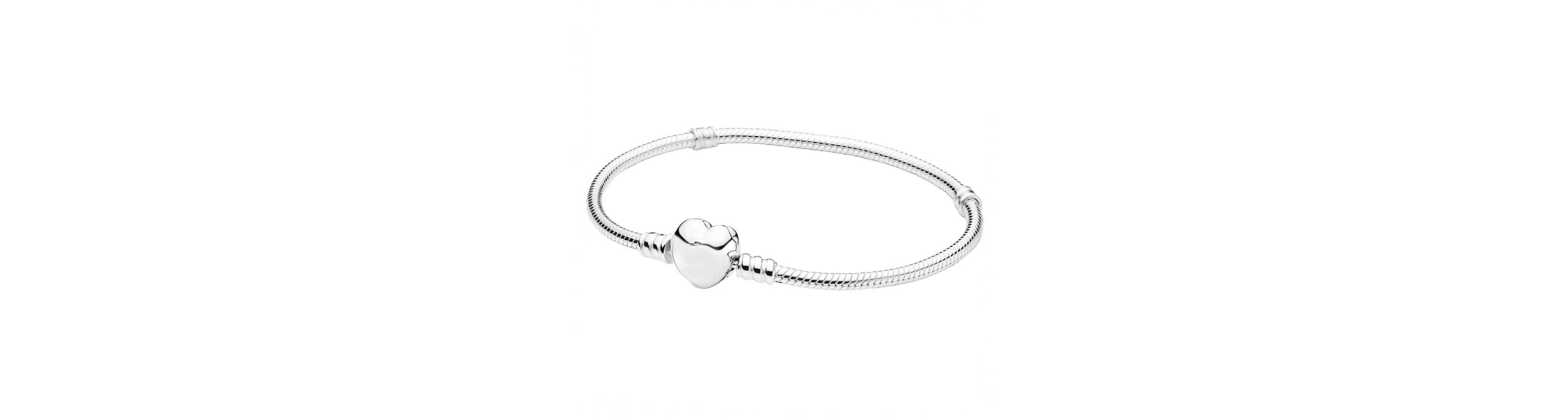 Shiny Heart Charm Bracelet