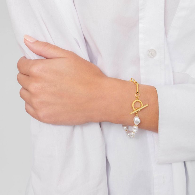 14k Gold Plated Chain Toggle Pearl Bracelet