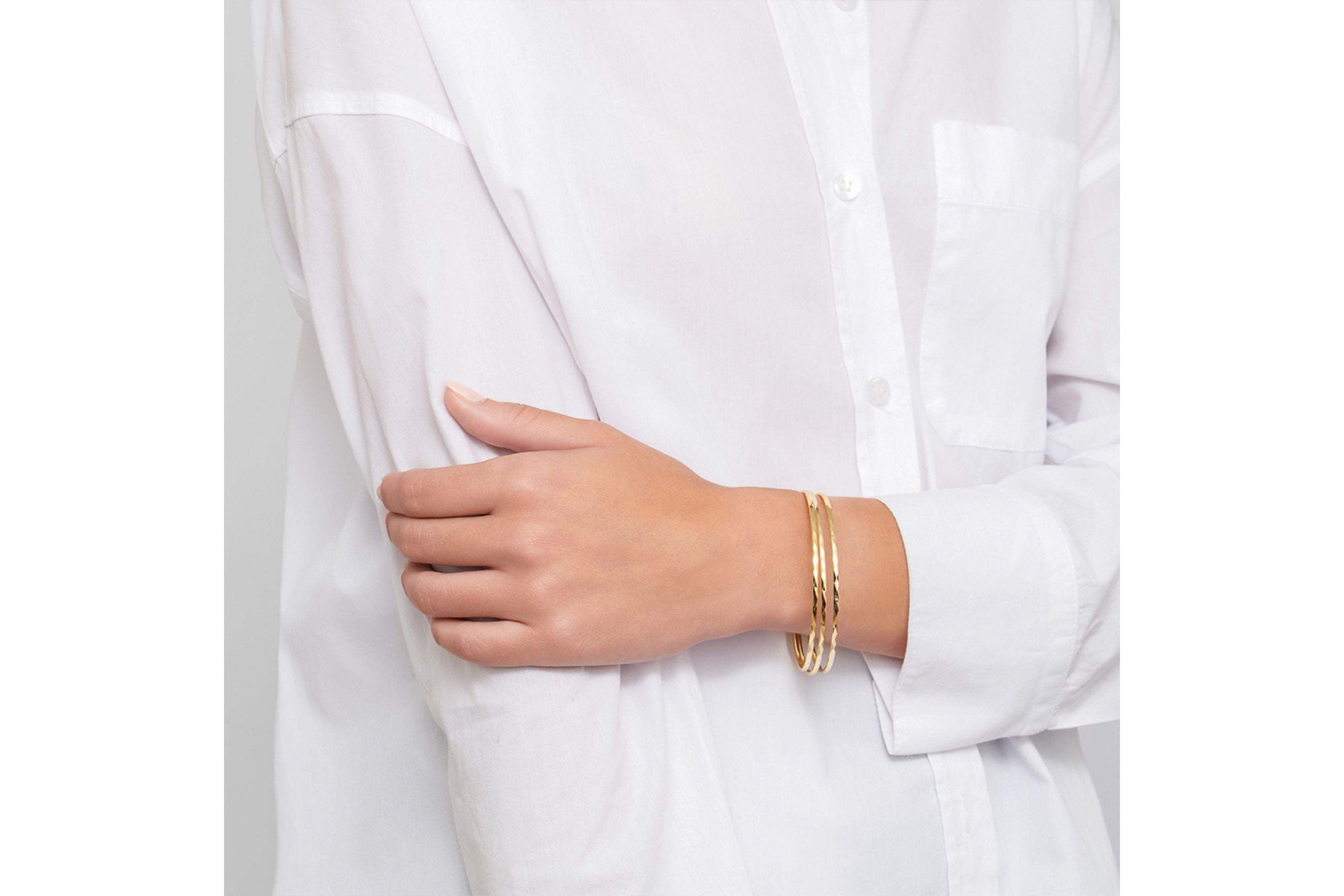 14k Gold Plated Hammered 3mm Bangle Set