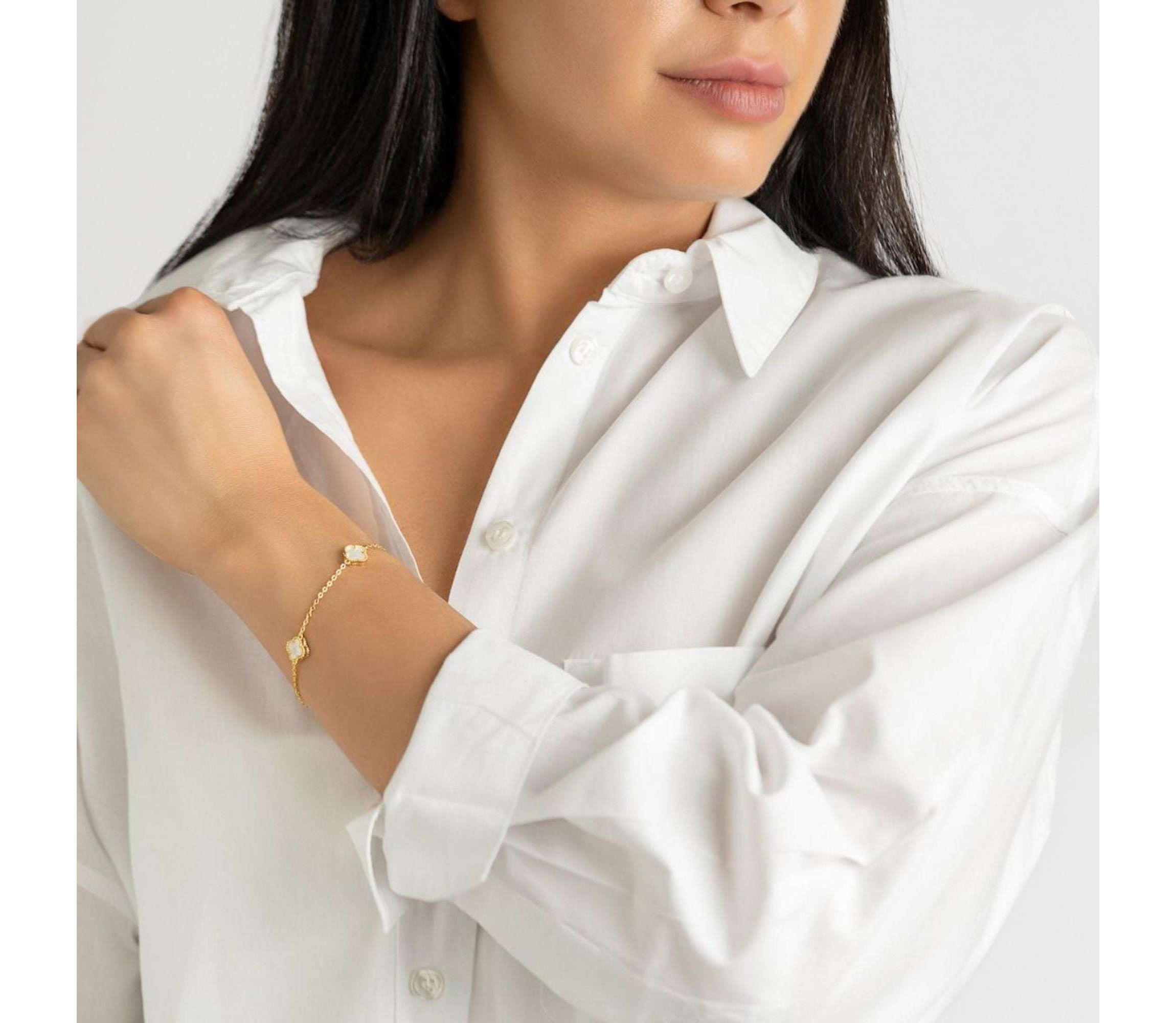 White Mother of Pearl Flower Station Bracelet gold