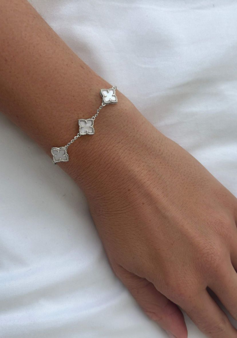 Silver Plated White Mother of Pearl Flower Bracelet