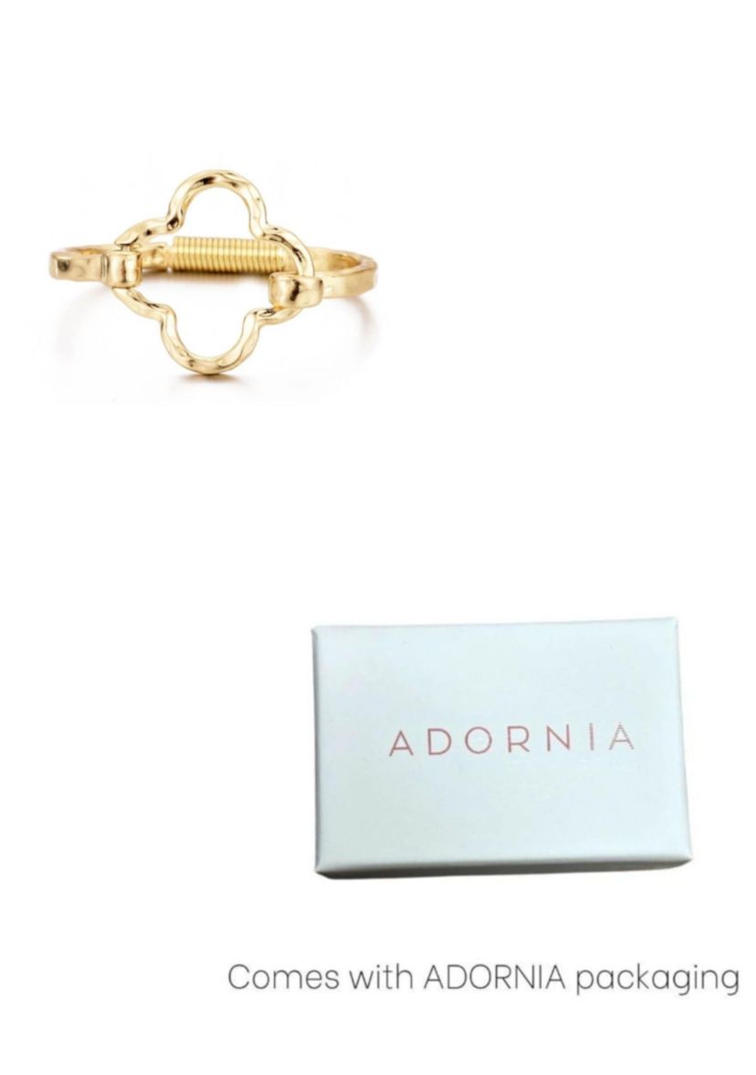 Hammered Clover Open Clover Cuff