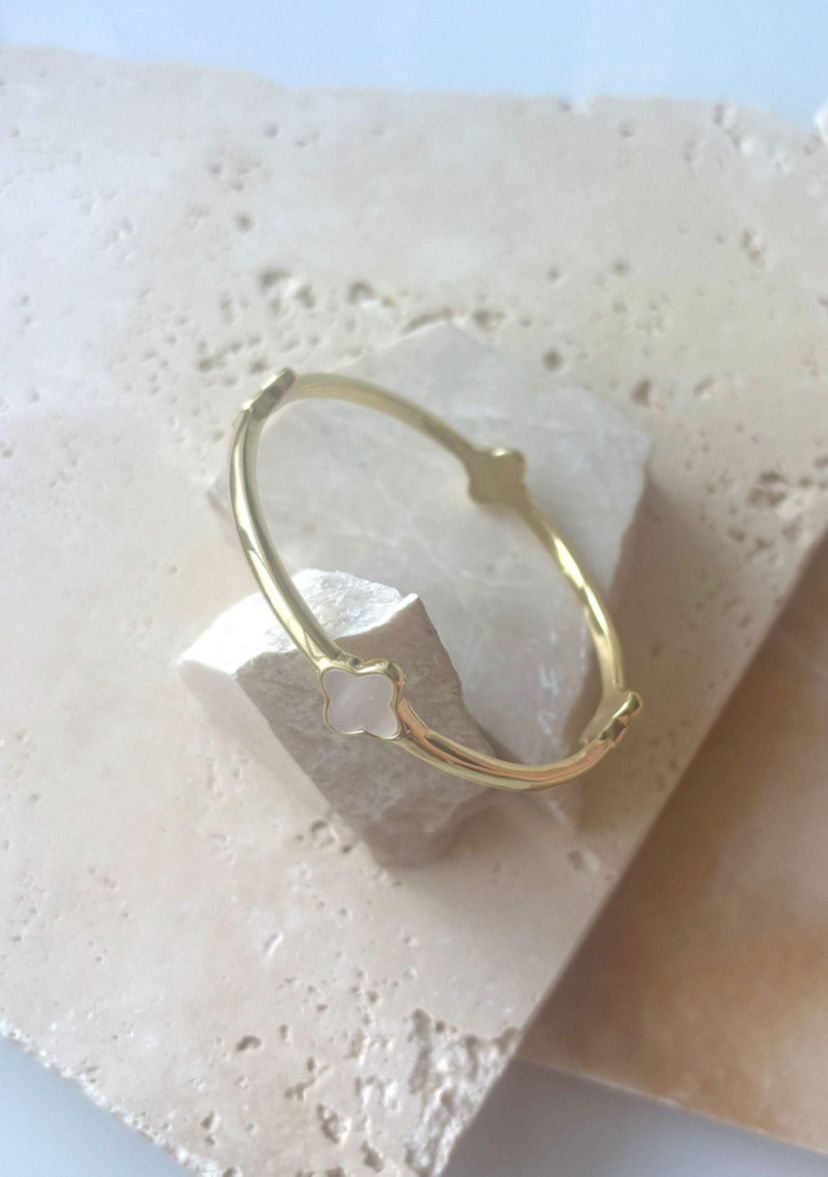 14k Gold Plated Clover Bangle