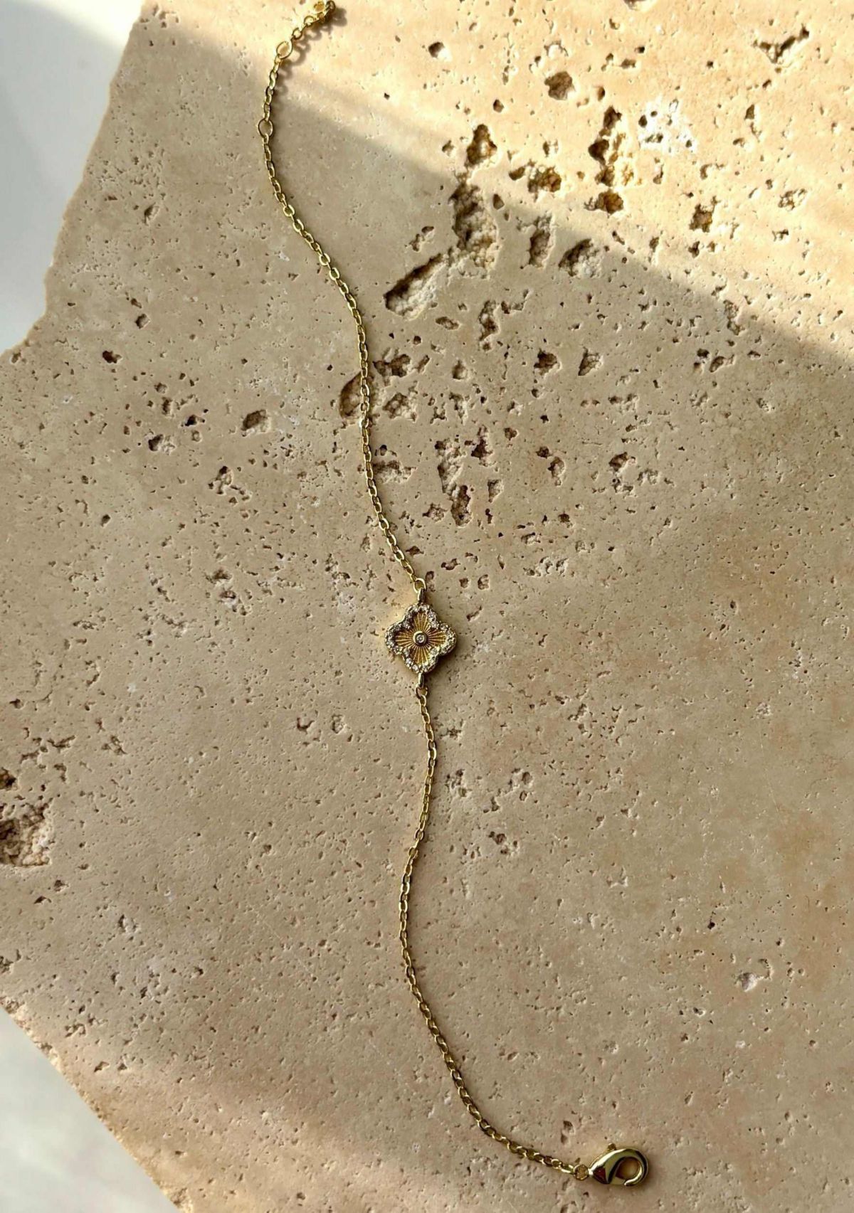 14k Gold Plated Button Clover CZ Halo Bracelet