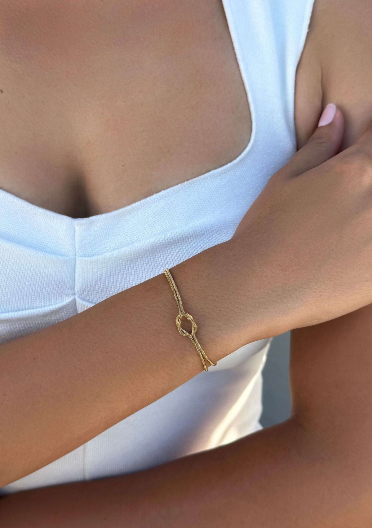 Tarnish Resistant 18k Gold Plated Knotted Rope Chain Bracelet