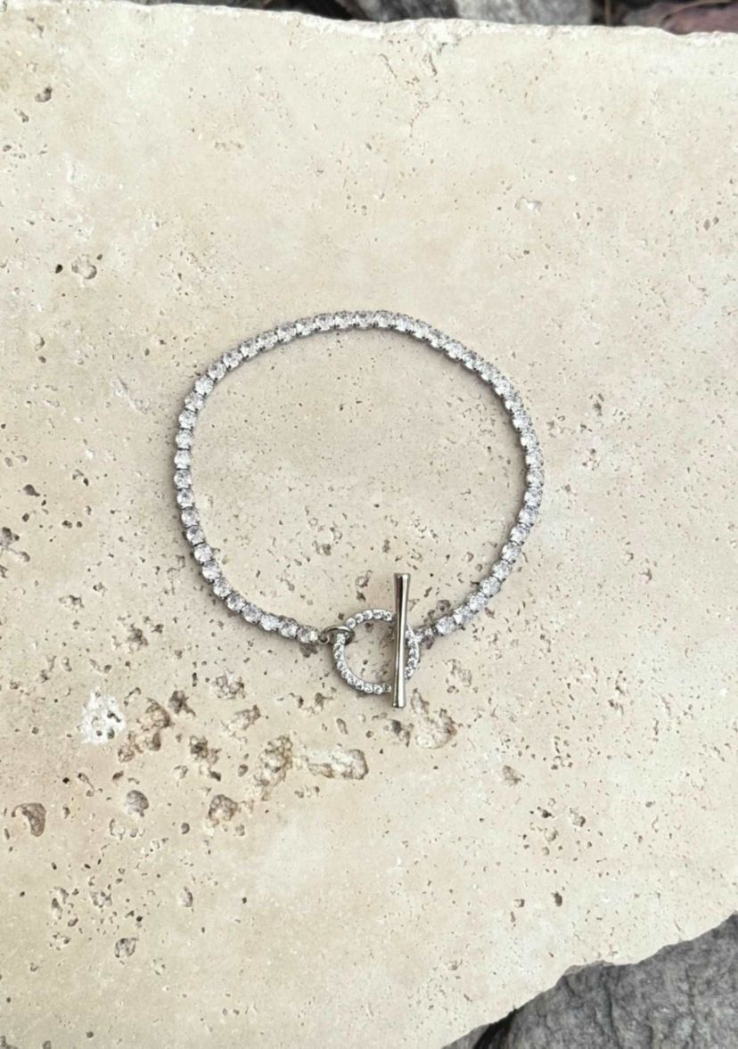 Silver Plated Crystal Toggle Tennis Bracelet