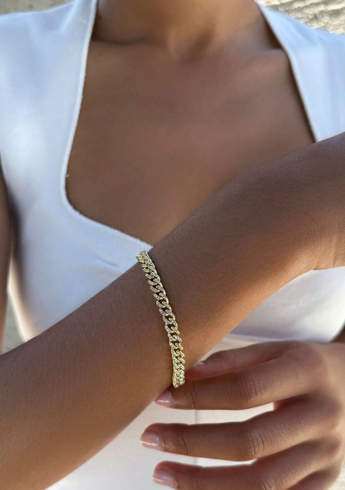 Gold Plated 8mm Crystal Curb Chain Bracelet