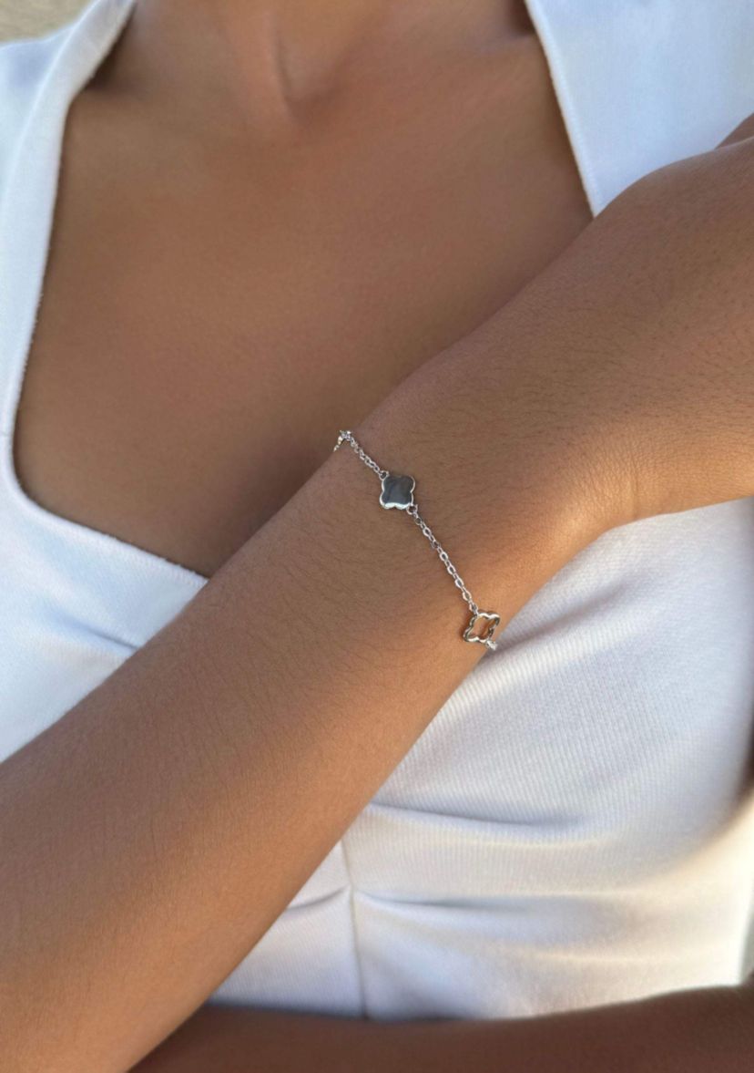 Silver Plated Clover Station Bracelet