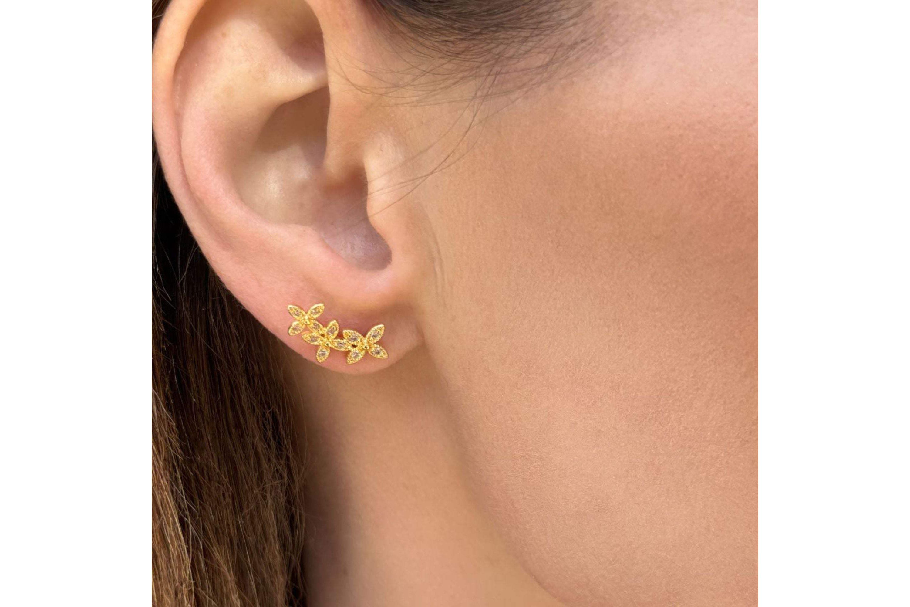14k Gold Plated Curved Flowers Earrings