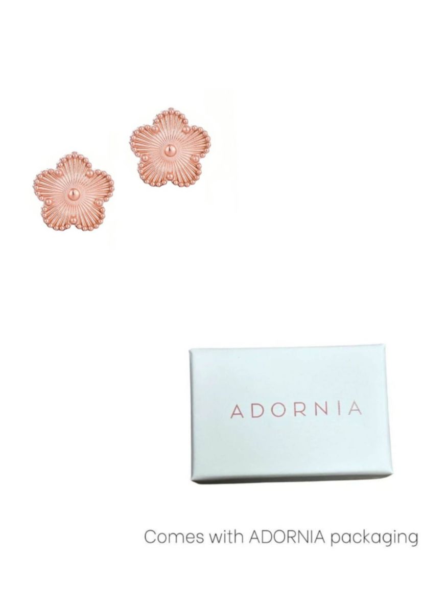 Tarnish Resistant 14k Rose Gold Plated 5-Leaf Clover Stud Earrings