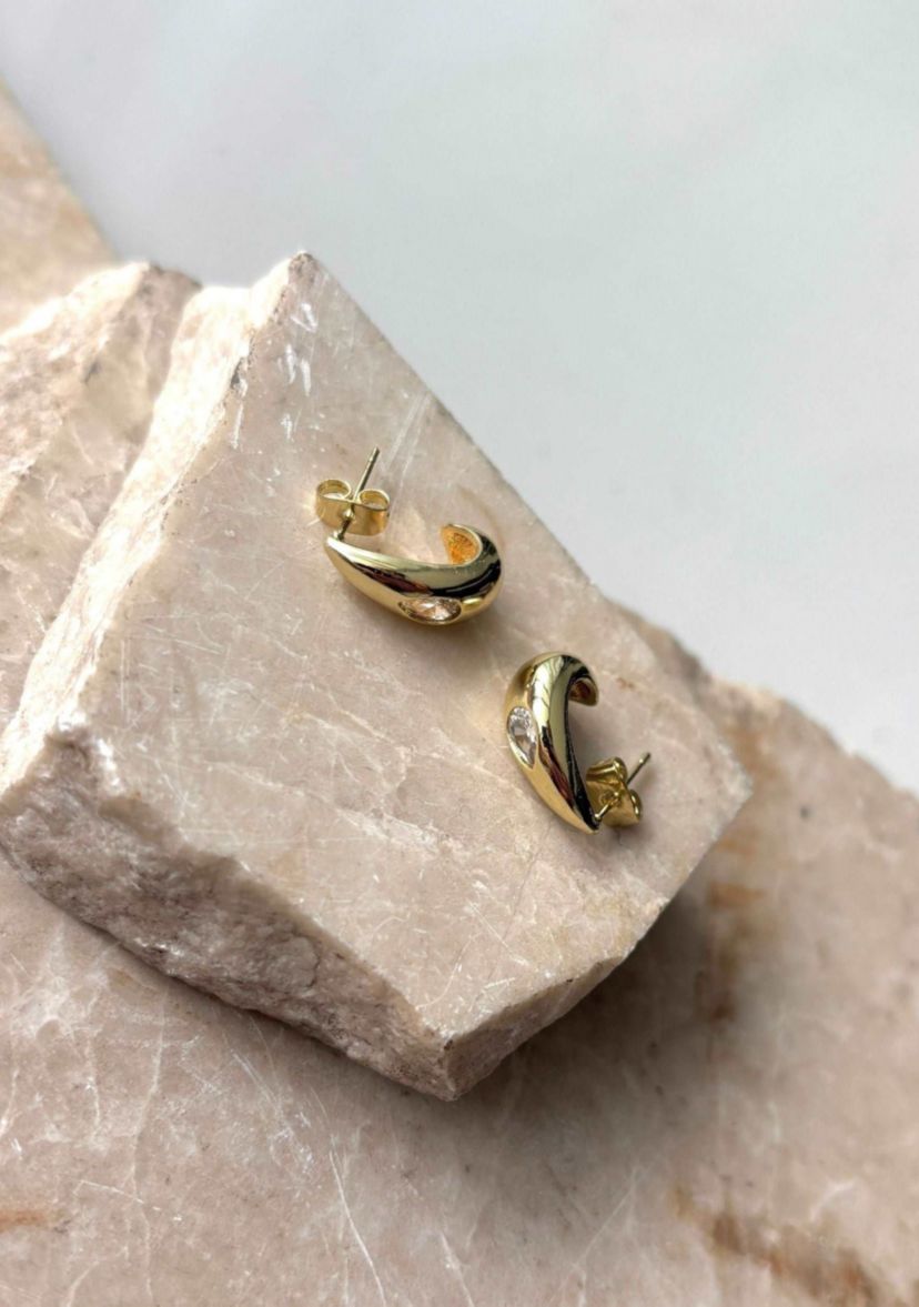 14k Gold Plated Pear Crystal Stone Teardrop Stud Earrings