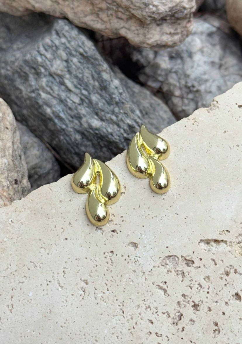 Gold Plated 3-Teardrop Studs