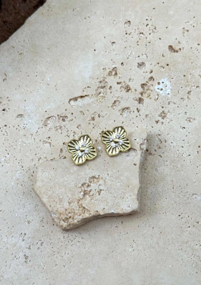 14k Gold Plate CZ Pointed Prismatic Clover Stud Earrings