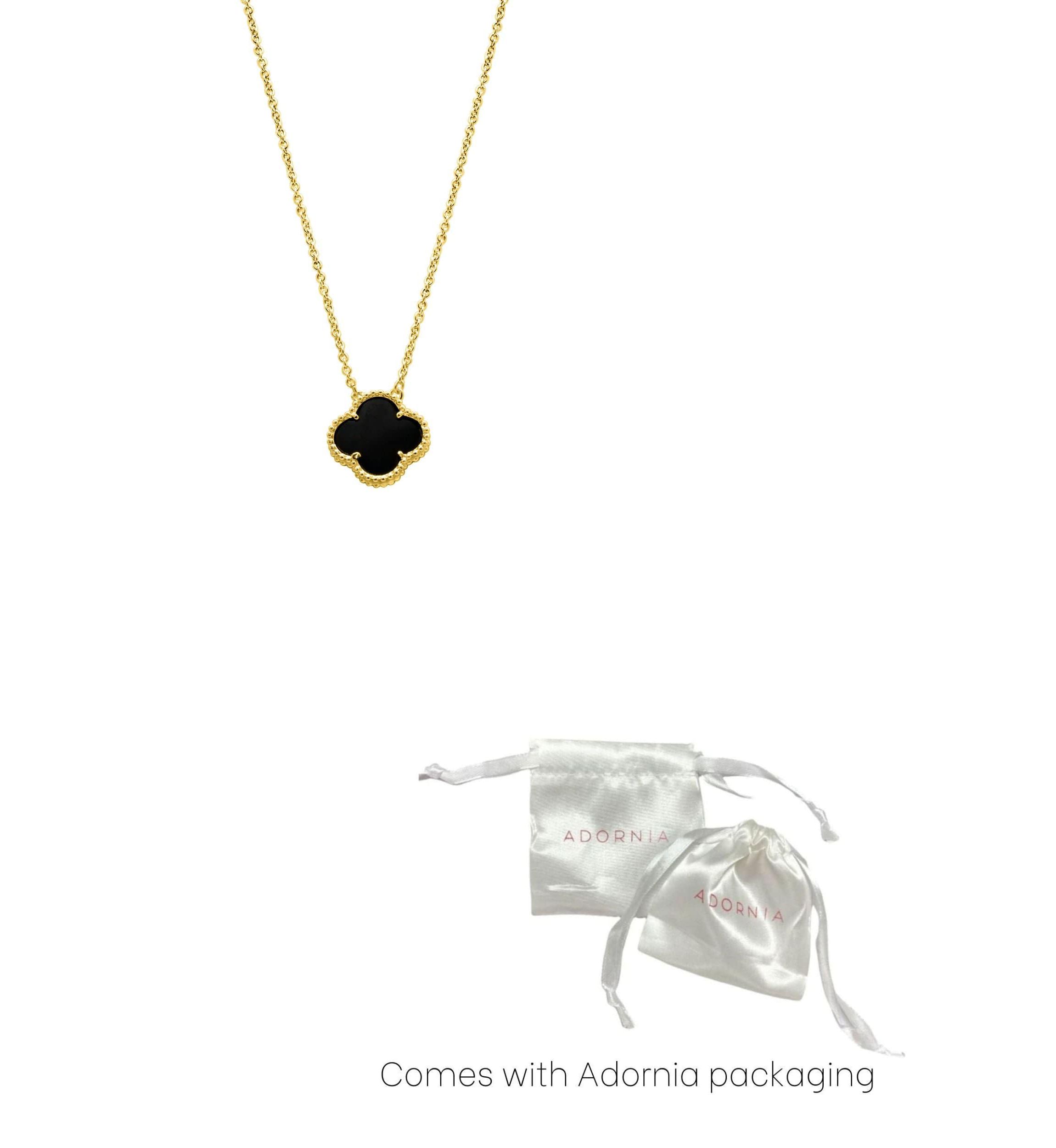 Black Flower Necklace yellow Gold