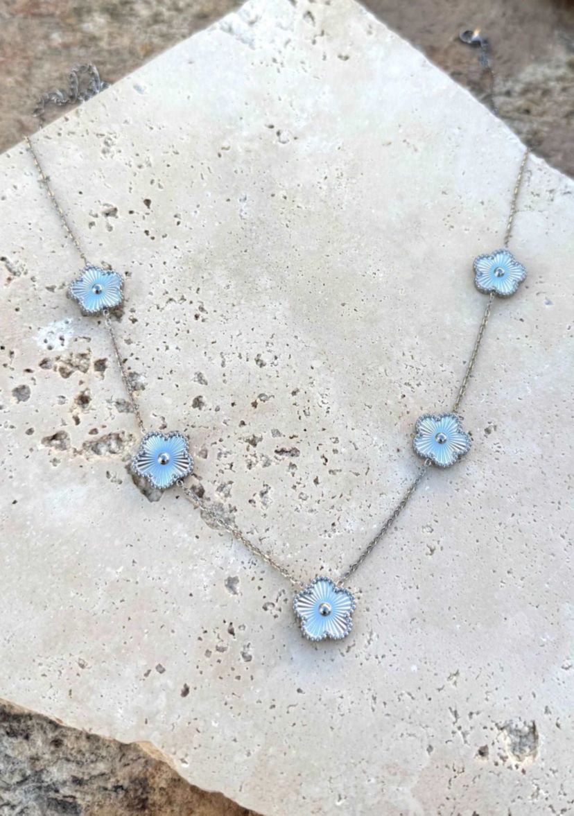 Tarnish Resistant Silver 5-Leaf Clover Station Necklace