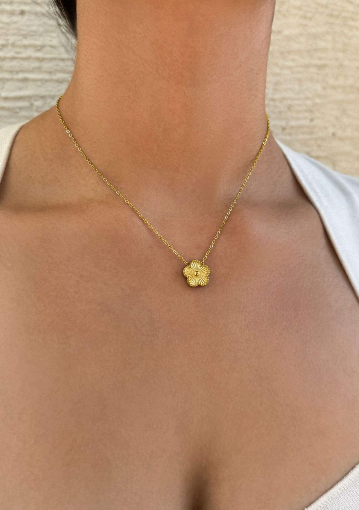 Tarnish Resistant 14k Gold Plated 5-Leaf Clover Pendant Necklace