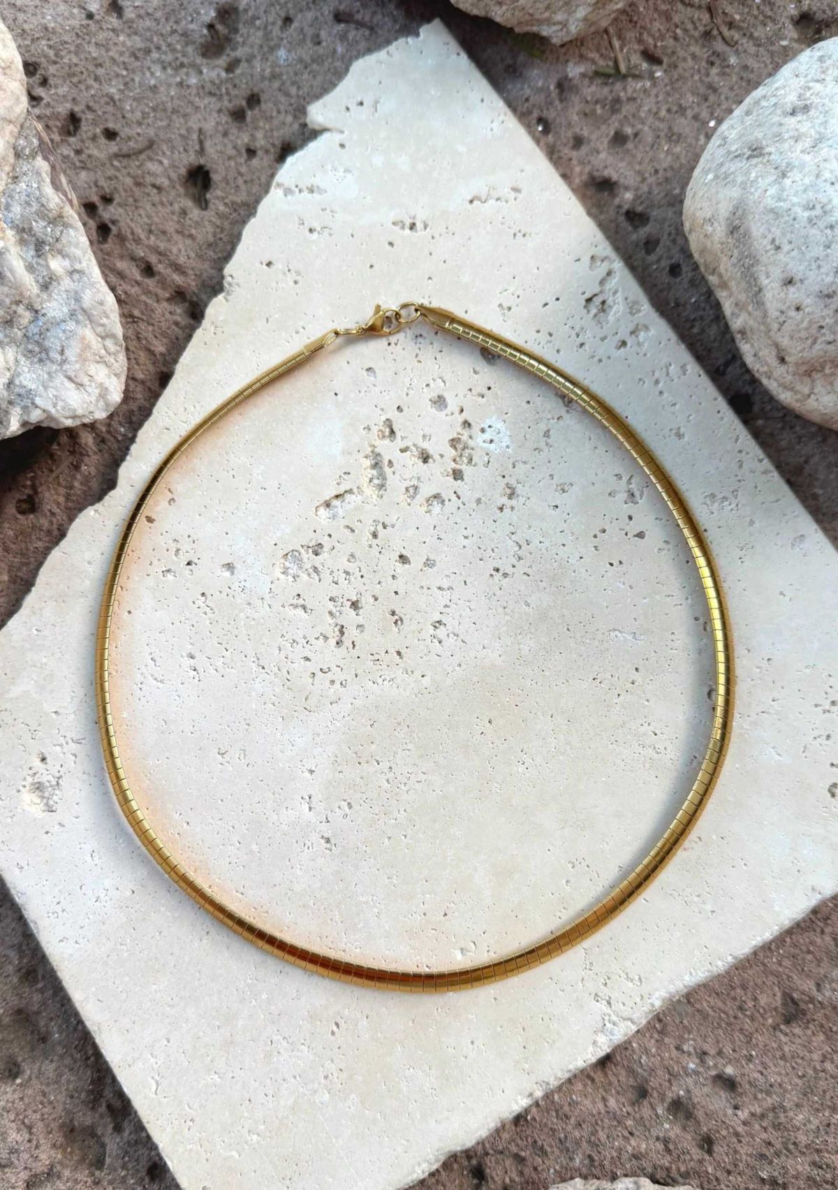 Tarnish Resistant 18k Gold Plated Omega Layering Chain Necklace