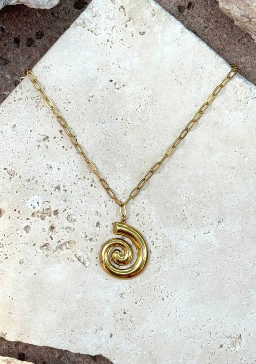 Tarnish Resistant 18k Gold Plated Swirl Paperclip Pendant Necklace