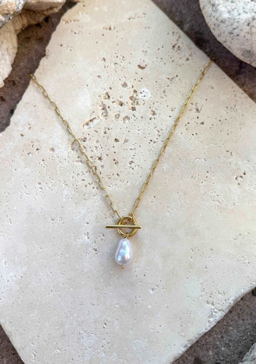 Tarnish Resistant 18k Gold Plated Freshwater Pearl Toggle Necklace