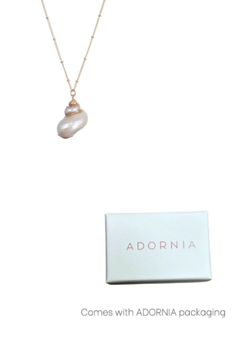 14k Gold Plated Golden Shell Pendant Necklace