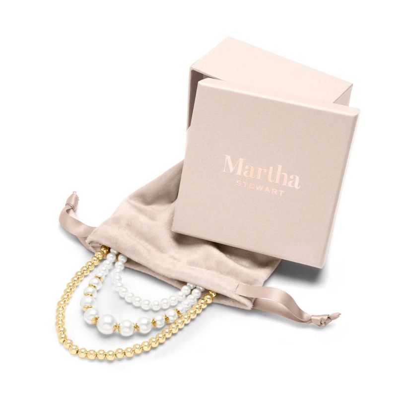 Traditional Three Strand Pearl Necklace In Gold