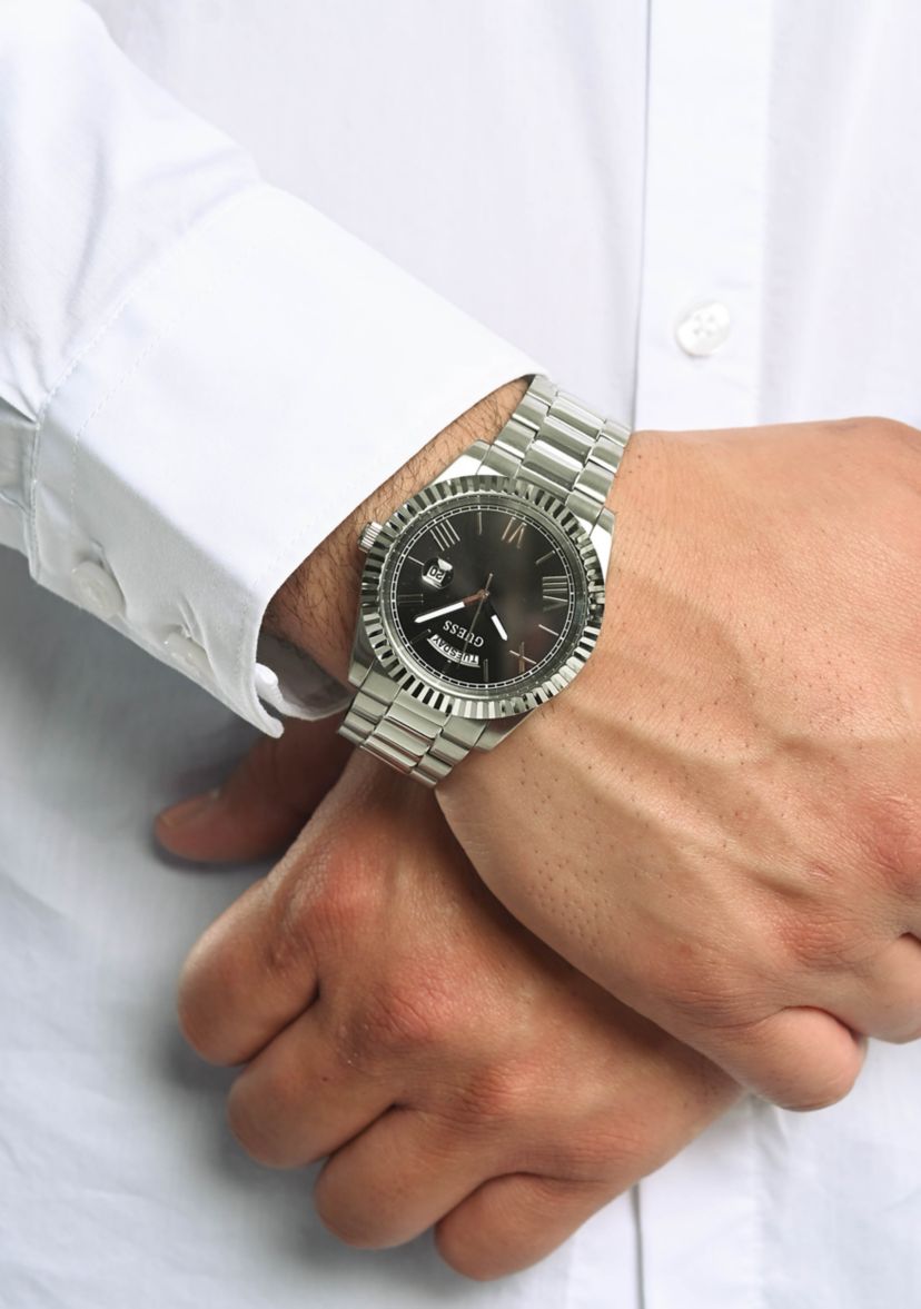 Silver Tone Case Stainless Steel Watch