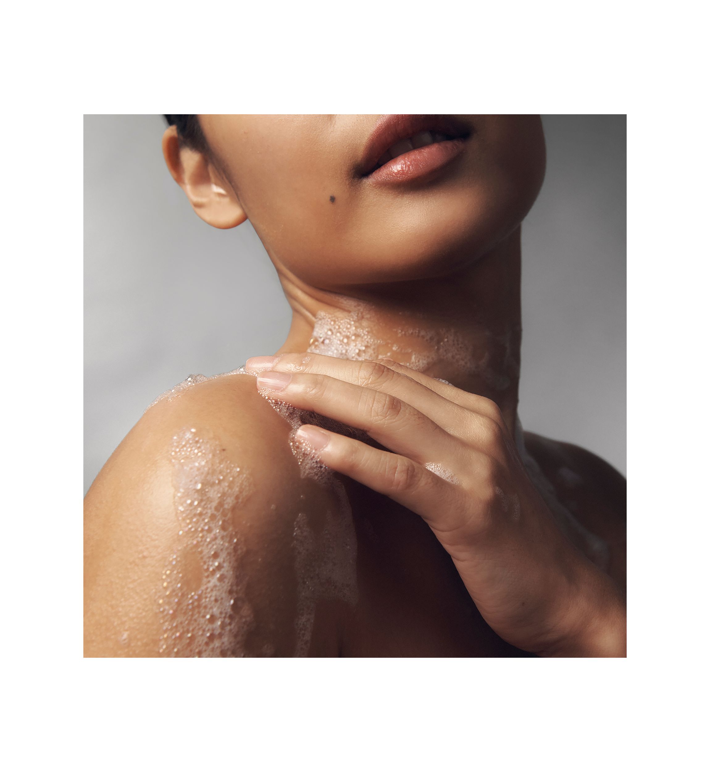 Radiant Grace Hydrating Shower Gel