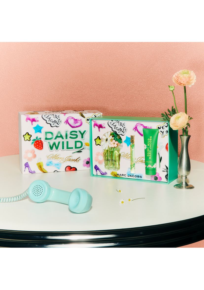 Marc Jacobs Daisy Wild Eau de Parfum for Women & Body Lotion Trio
