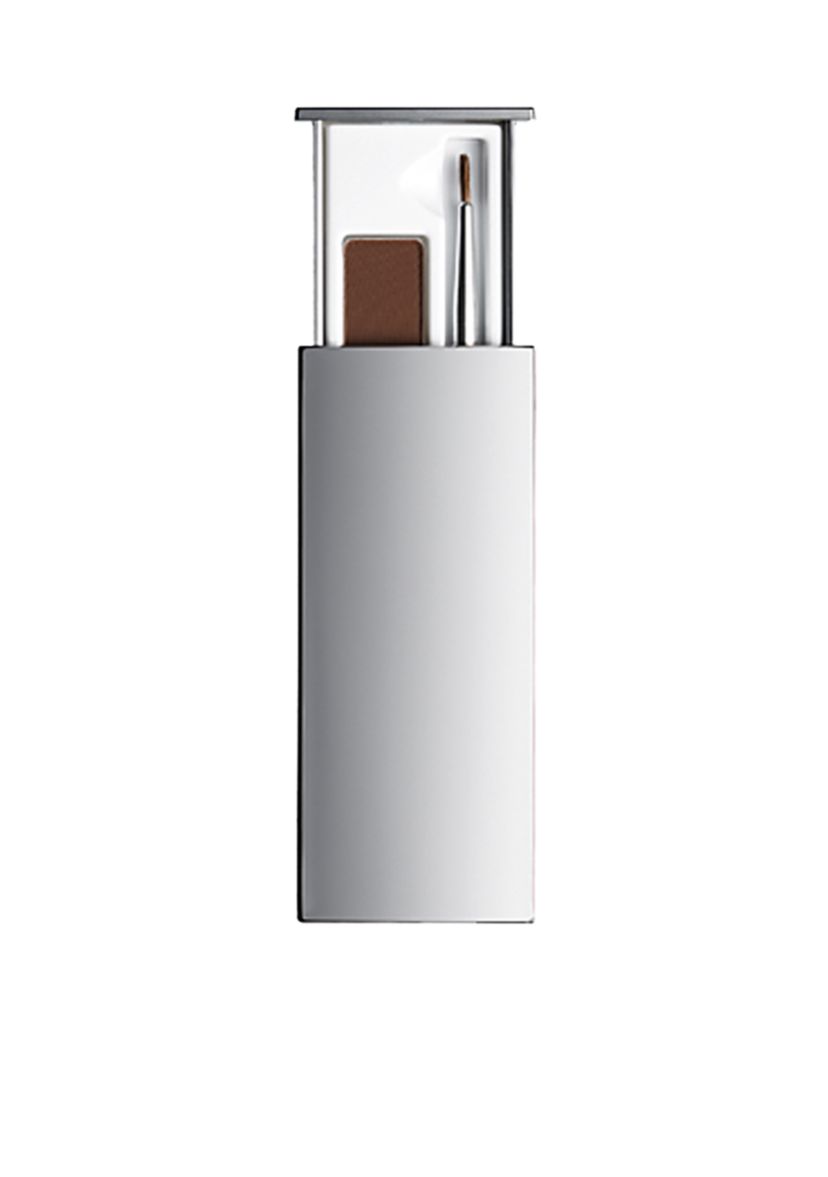Water-Resistant Eyeliner
