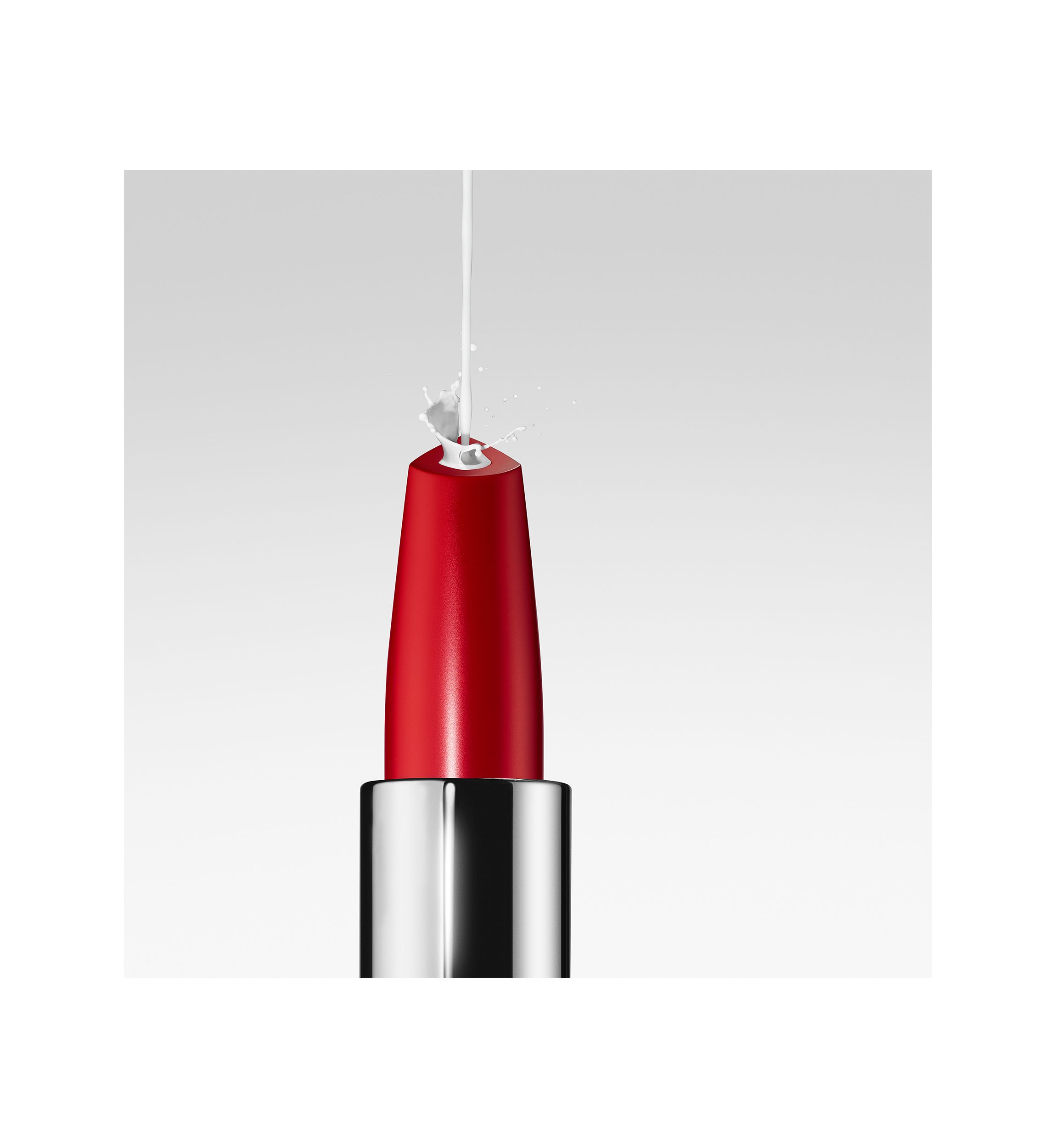 Dramatically Different™ Lipstick Shaping Lip Color