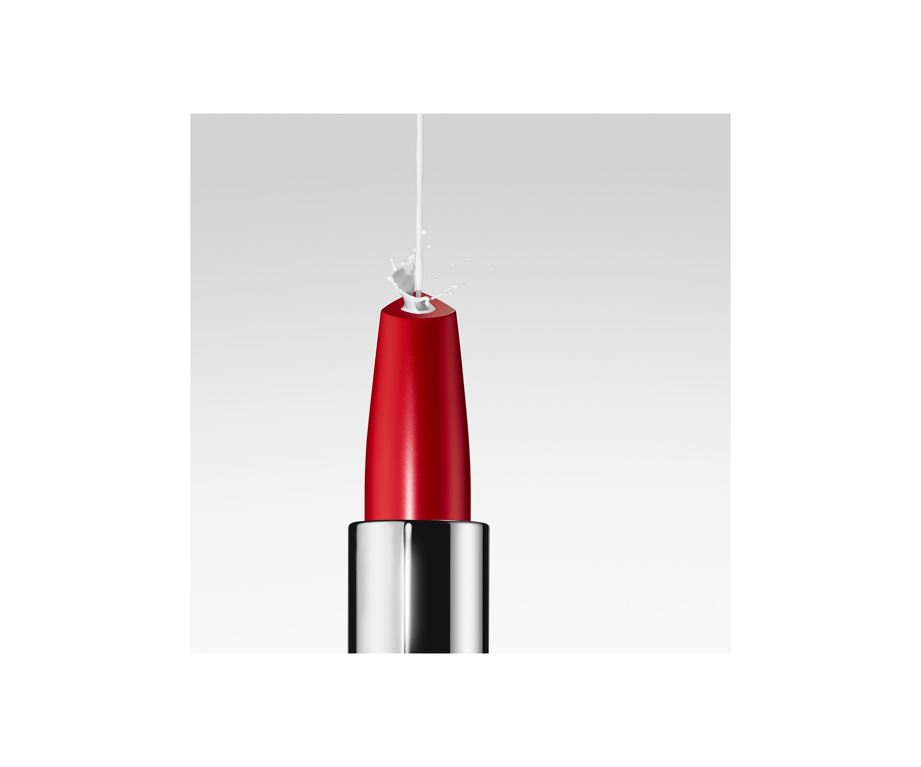 Dramatically Different™ Lipstick Shaping Lip Color