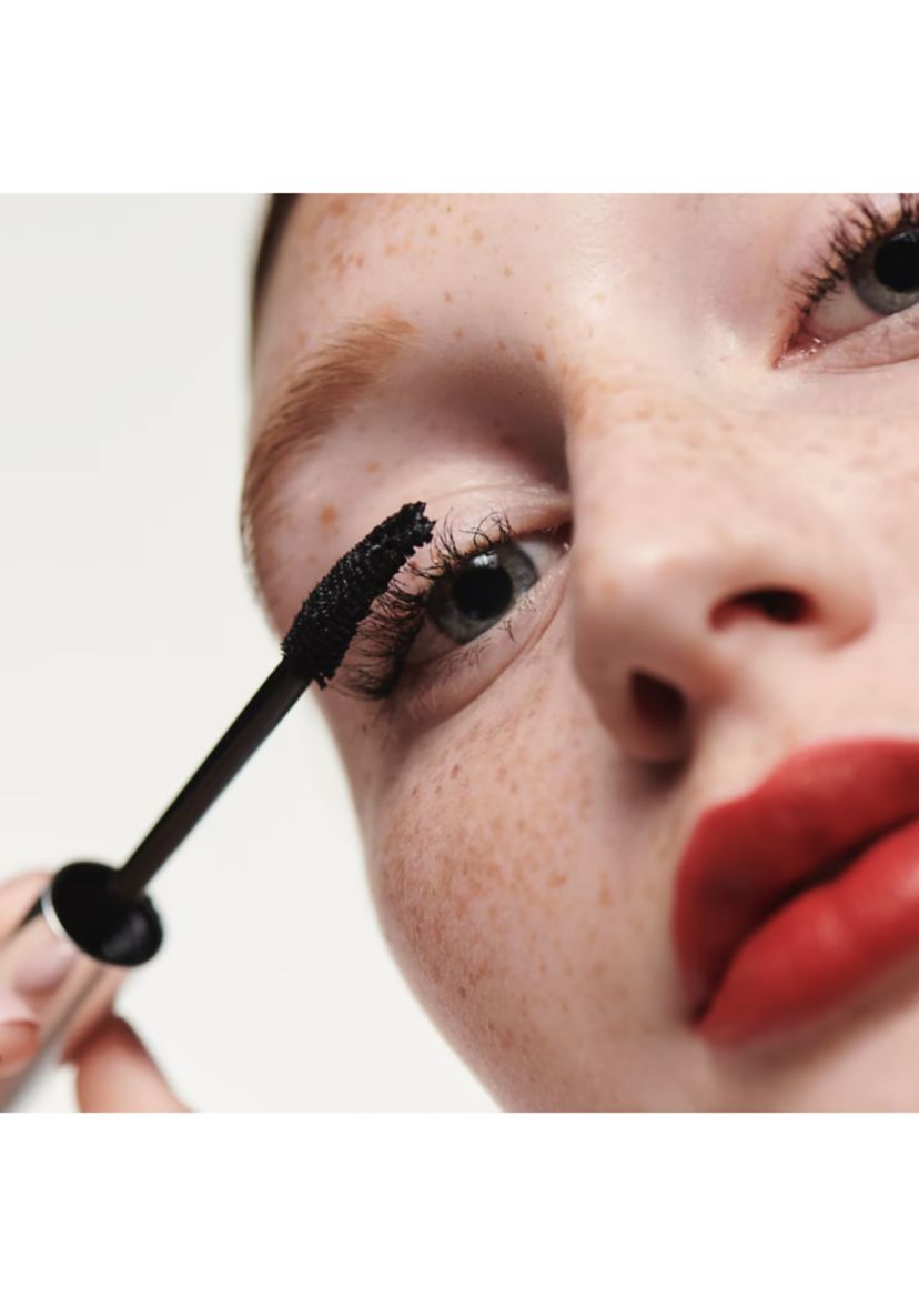 High Impact Zero Gravity Tubing Mascara