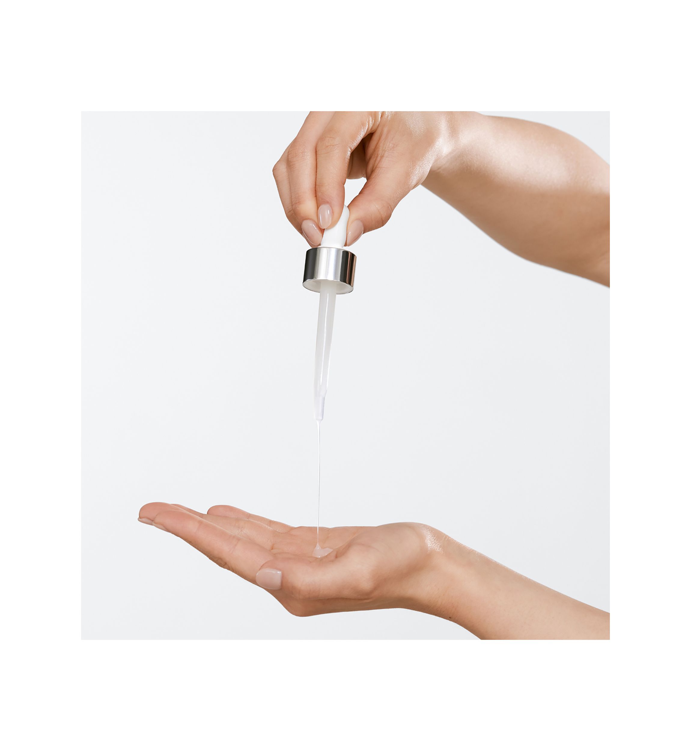 Acne Solutions™ Acne + Line Correcting Serum 