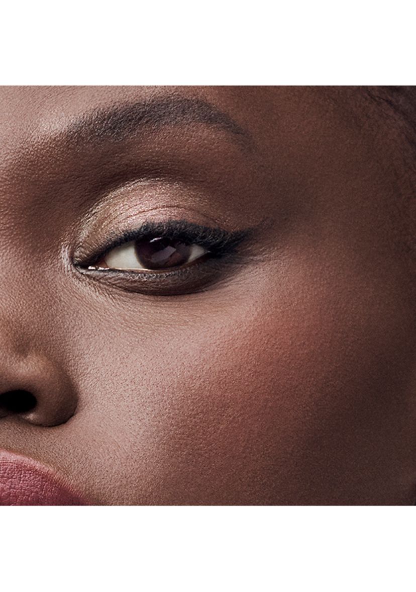 The Sculpting Blush Powder