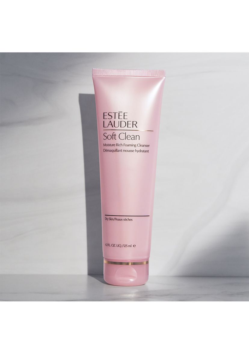 Soft Clean Moisture Rich Foaming Facial Cleanser