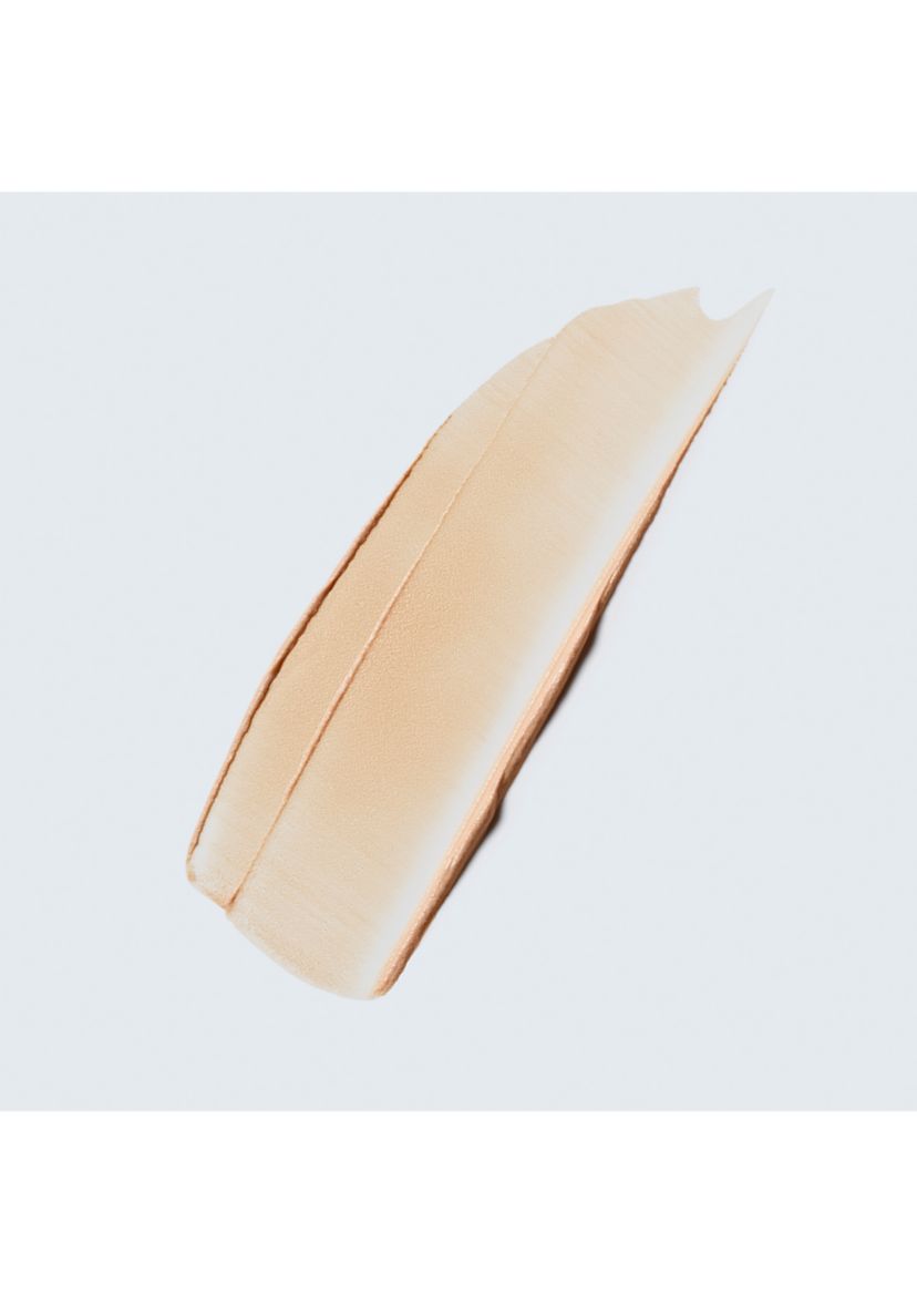 Double Wear Long-Lasting Stay-in-Place Eyeshadow Base