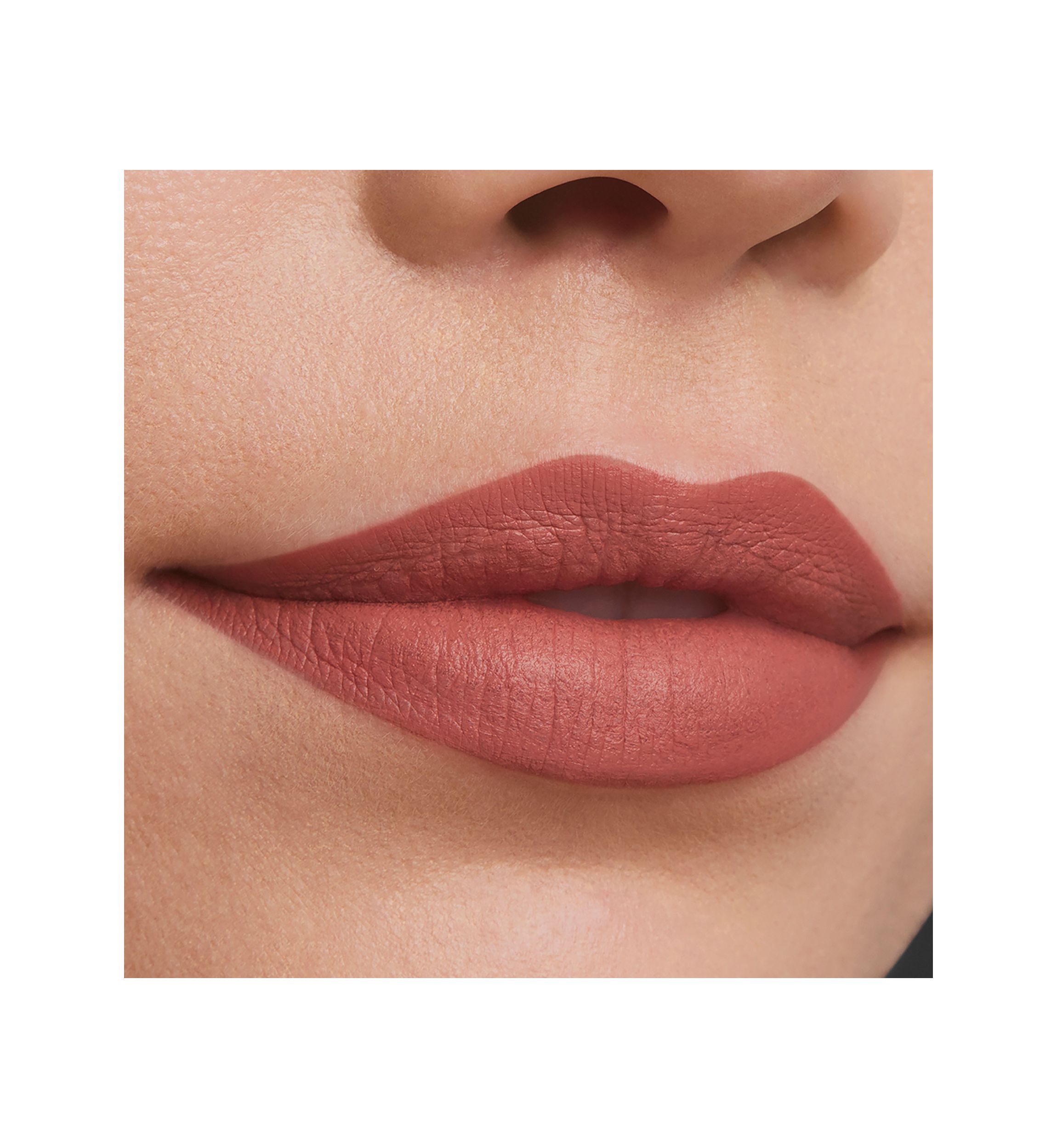 Pure Color Long-Lasting Matte Lipstick