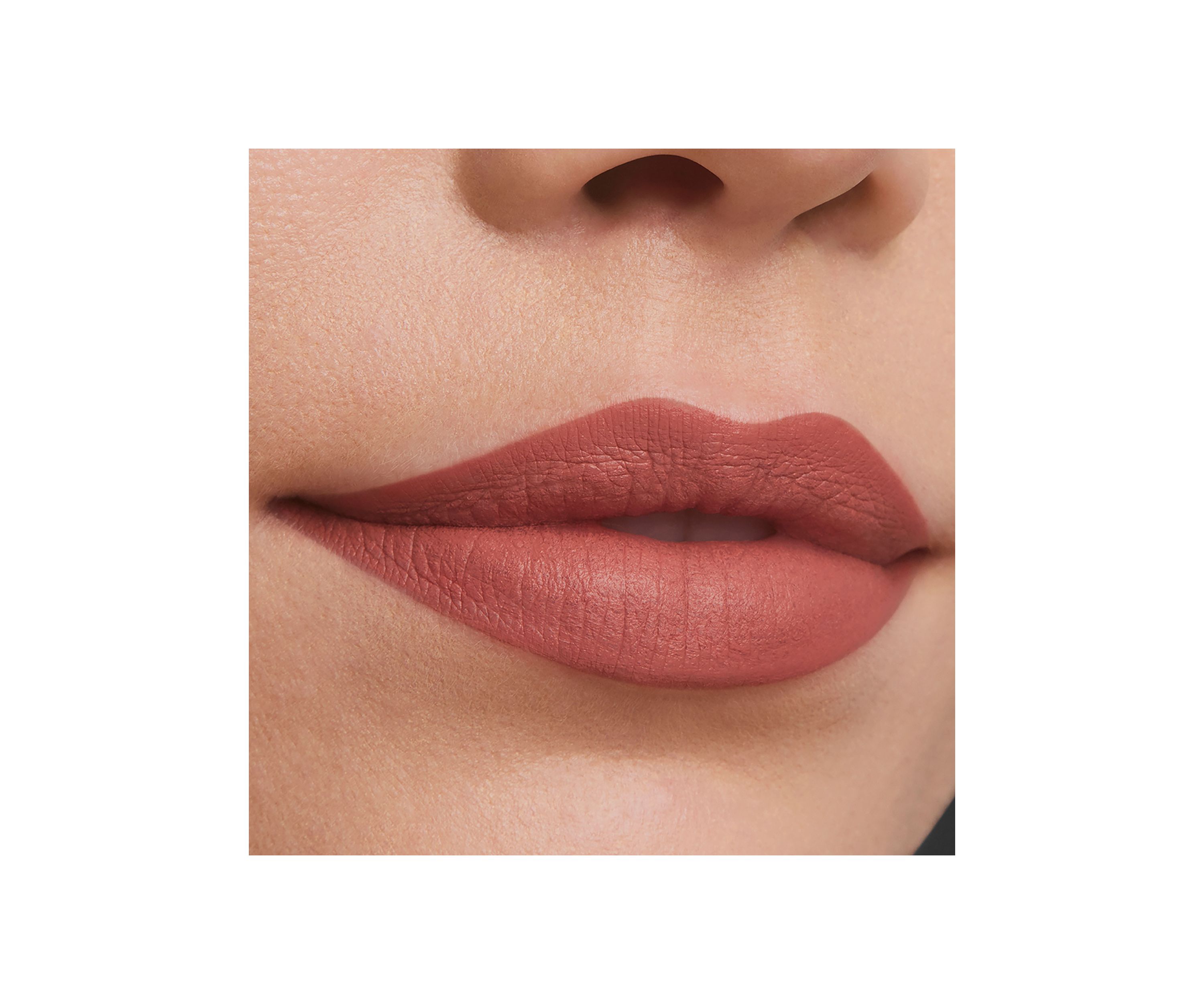 Pure Color Long-Lasting Matte Lipstick