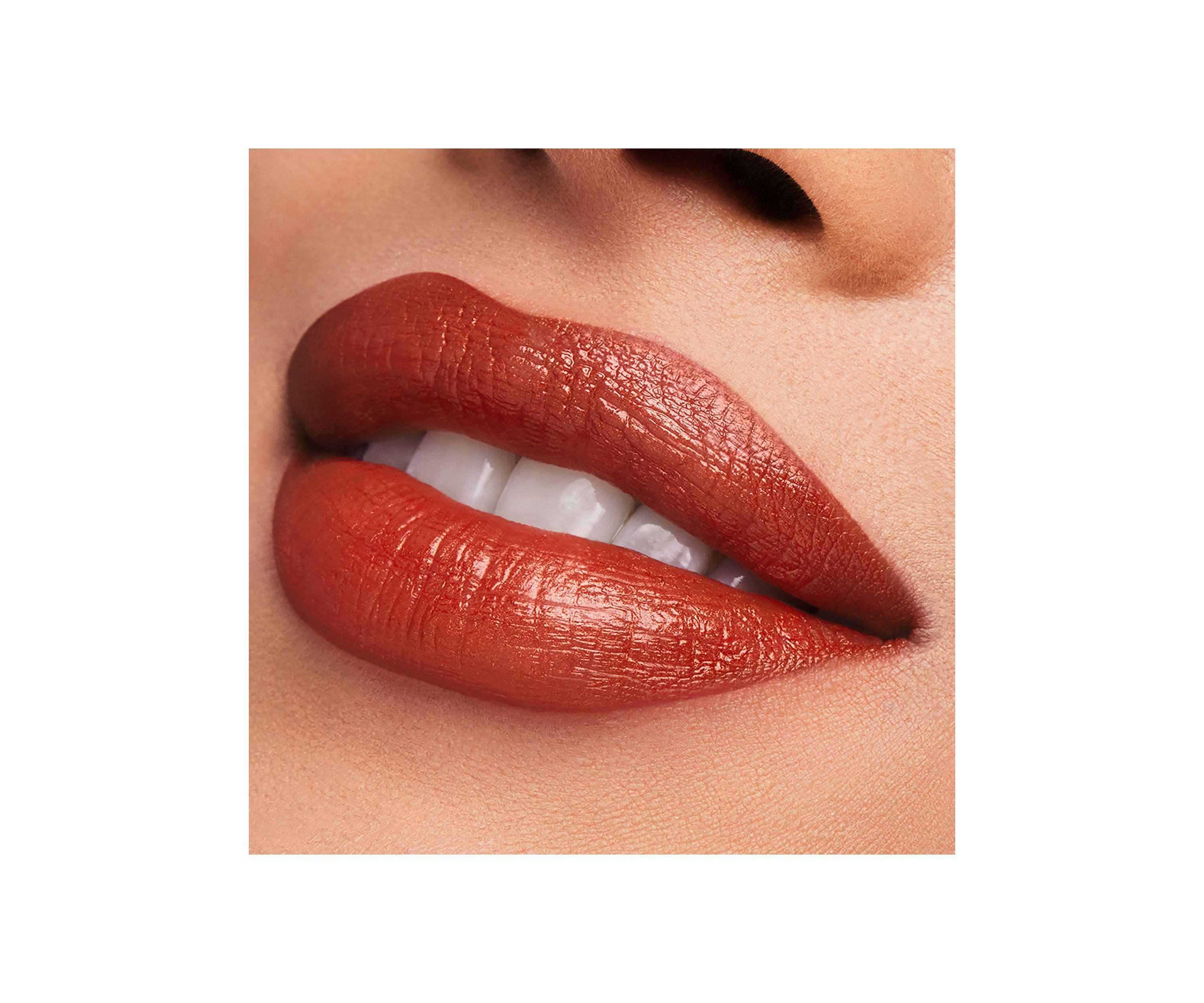 Pure Color Long-Lasting Hi-Lustre Lipstick