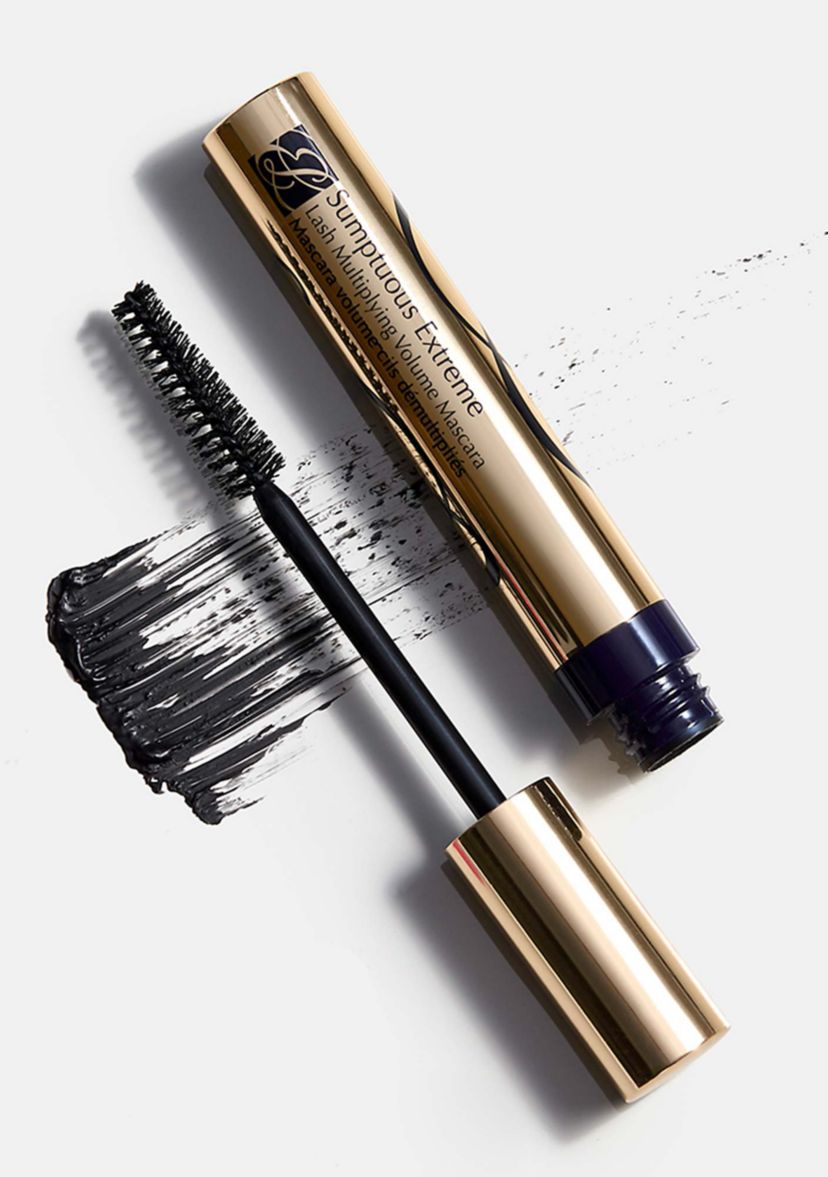 Sumptuous Extreme Lash Multiplying Volume and Length Mascara