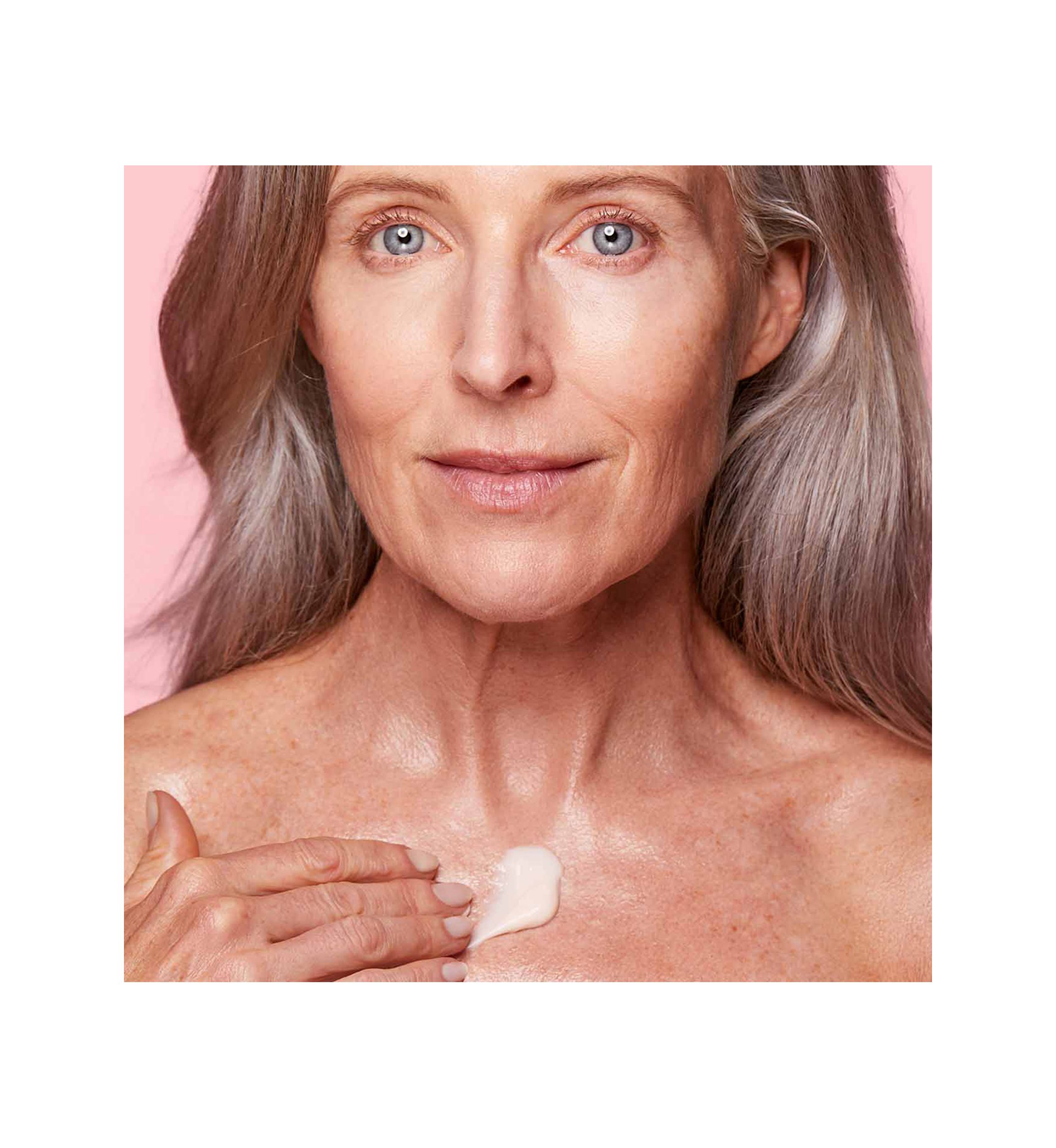 Super Restorative Anti-Aging Décolleté and Neck Cream