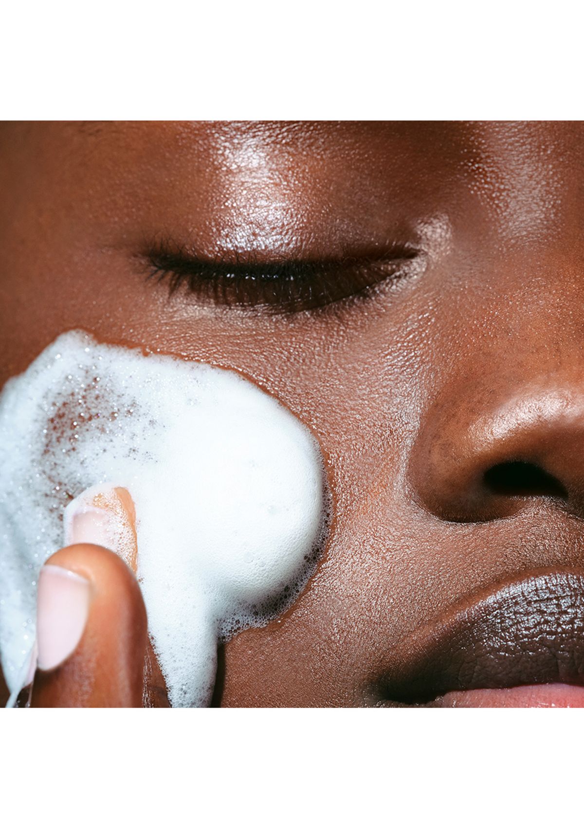 Gentle Renewing Foaming Cleansing Mousse