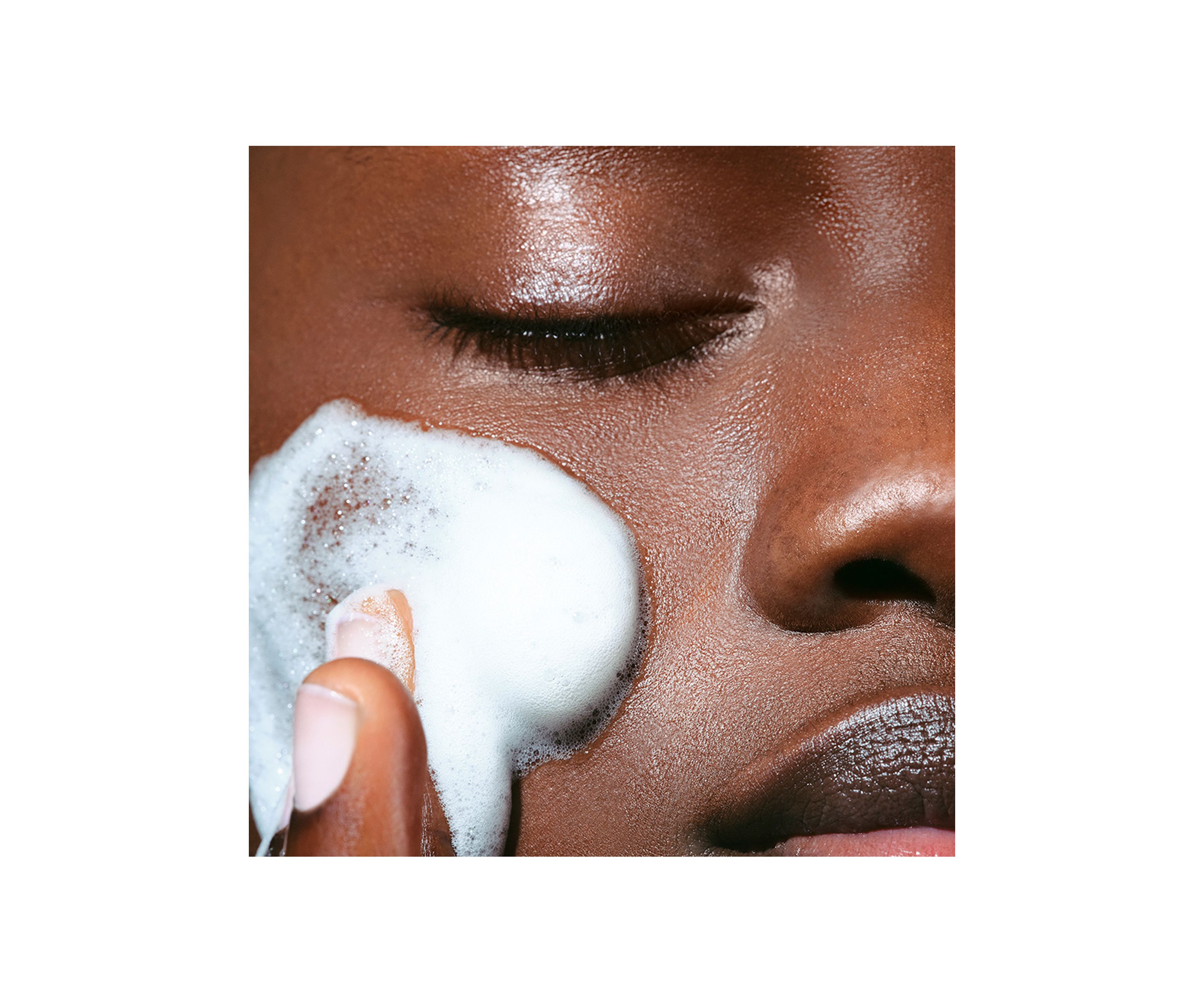 Gentle Renewing Foaming Cleansing Mousse
