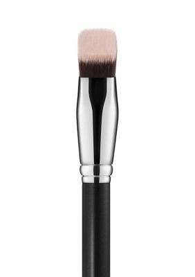 171 Smooth Edge Allover Face Brush 