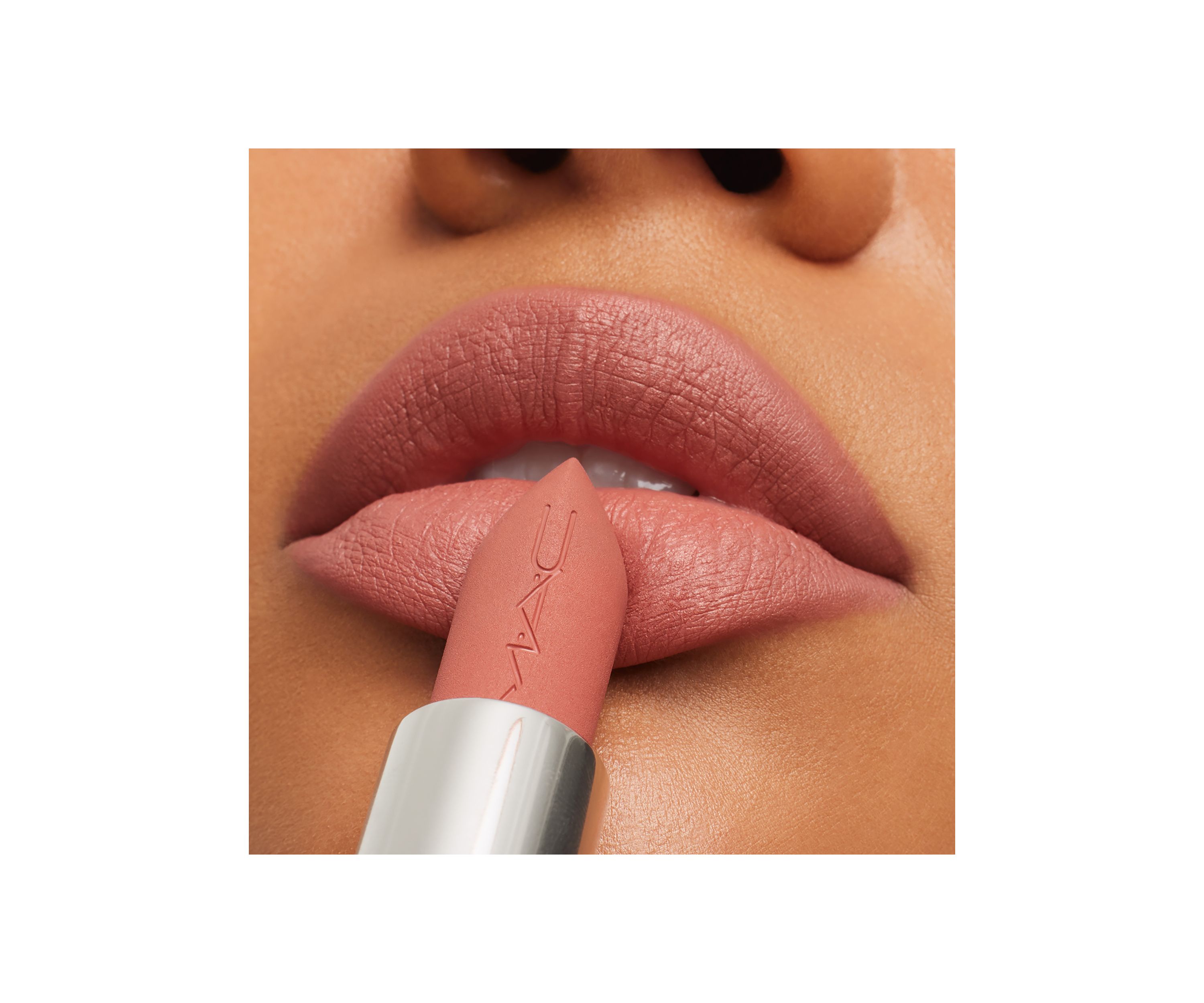 M·A·Cximal Lip Duo