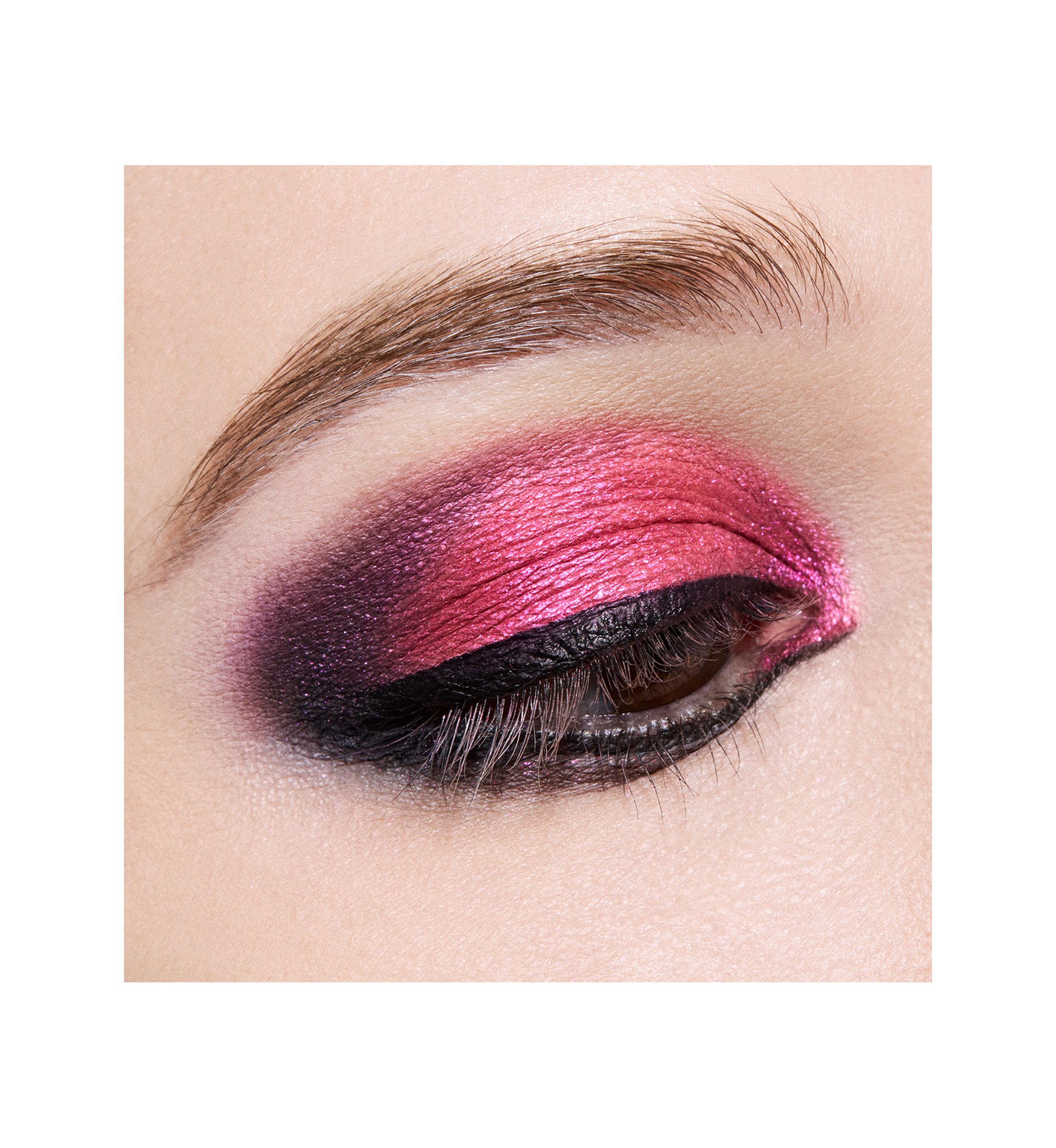 Metallic Eyeshadow