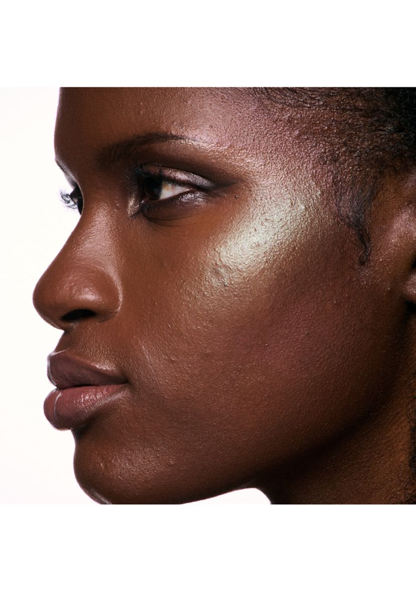 Bounce and Gleam Highlighter