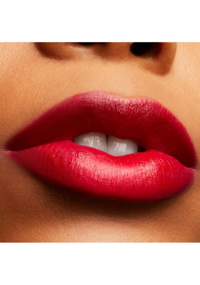 Love Me Lipstick