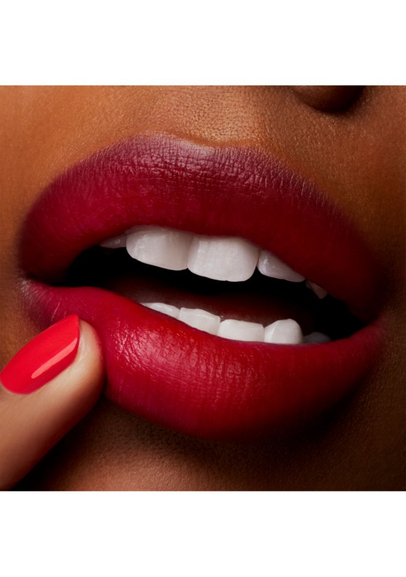 Love Me Lipstick