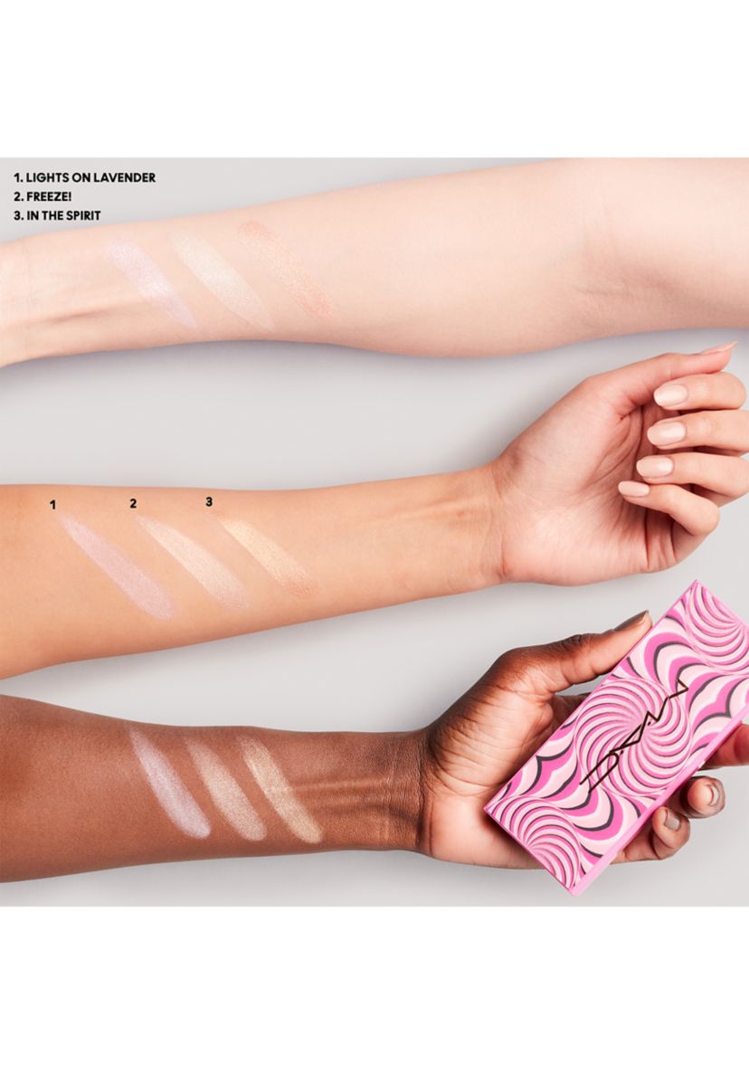 Step Bright Up Extra Dimension Skinfinish Palette